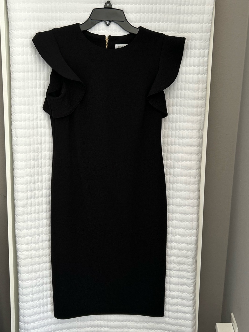 Calvin Klein Black Ruffle-Sleeve Midi Sheath Dress
